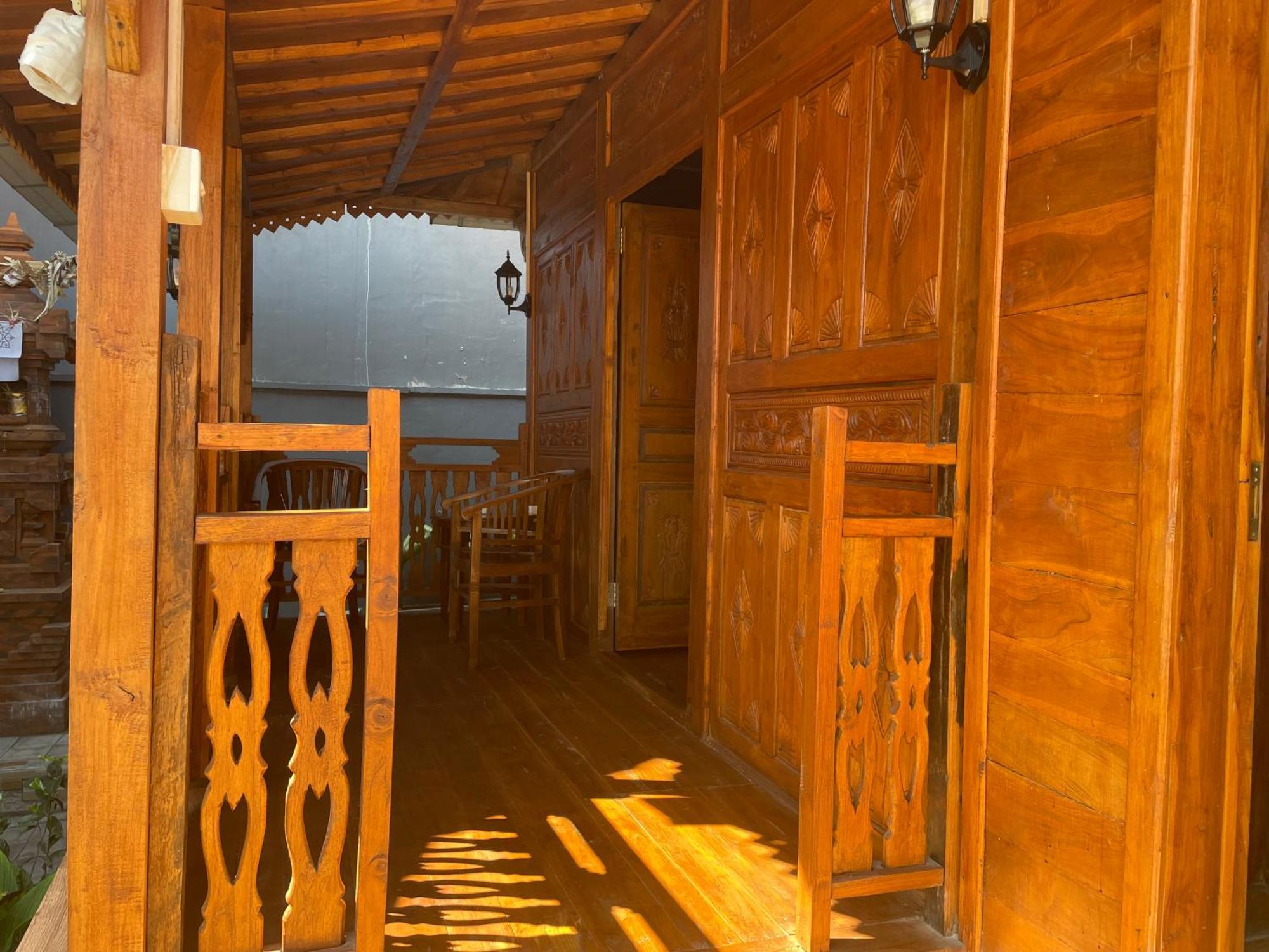 Bharata Beach House Keramas Exterior photo